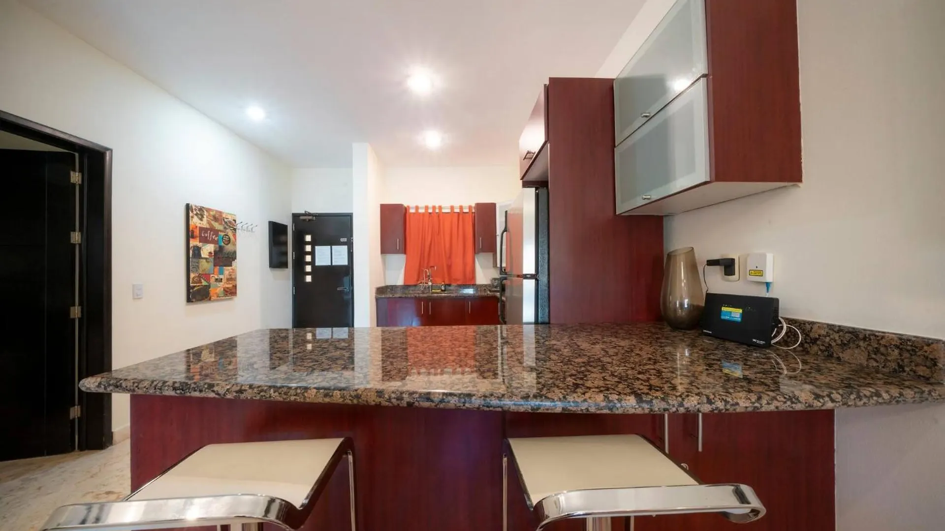 Feriehus Condo Surf 301 - Luxury Oceanview Beachfront With Gym - At El Faro Condos Playa del Carmen